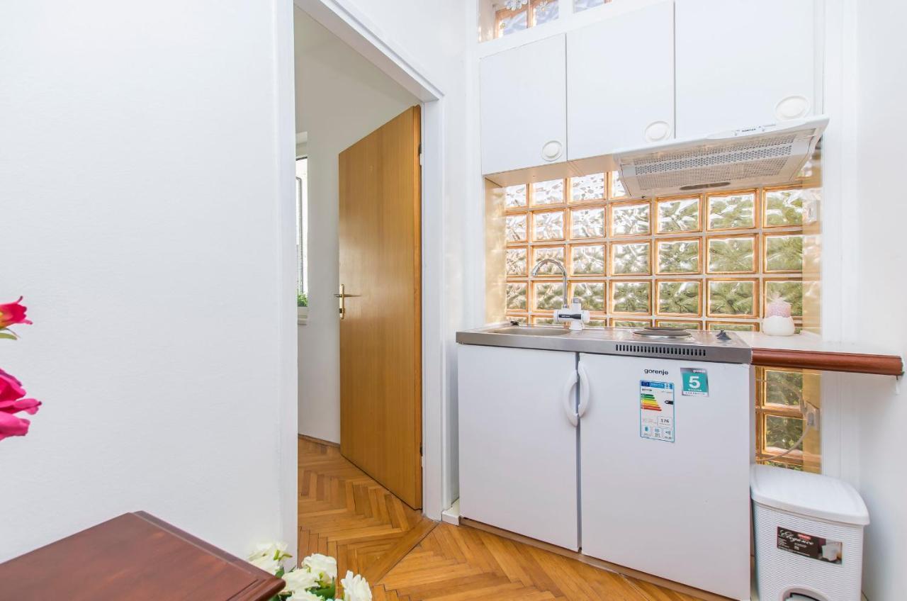 Apartment And Rooms Franka Zaboric Luaran gambar