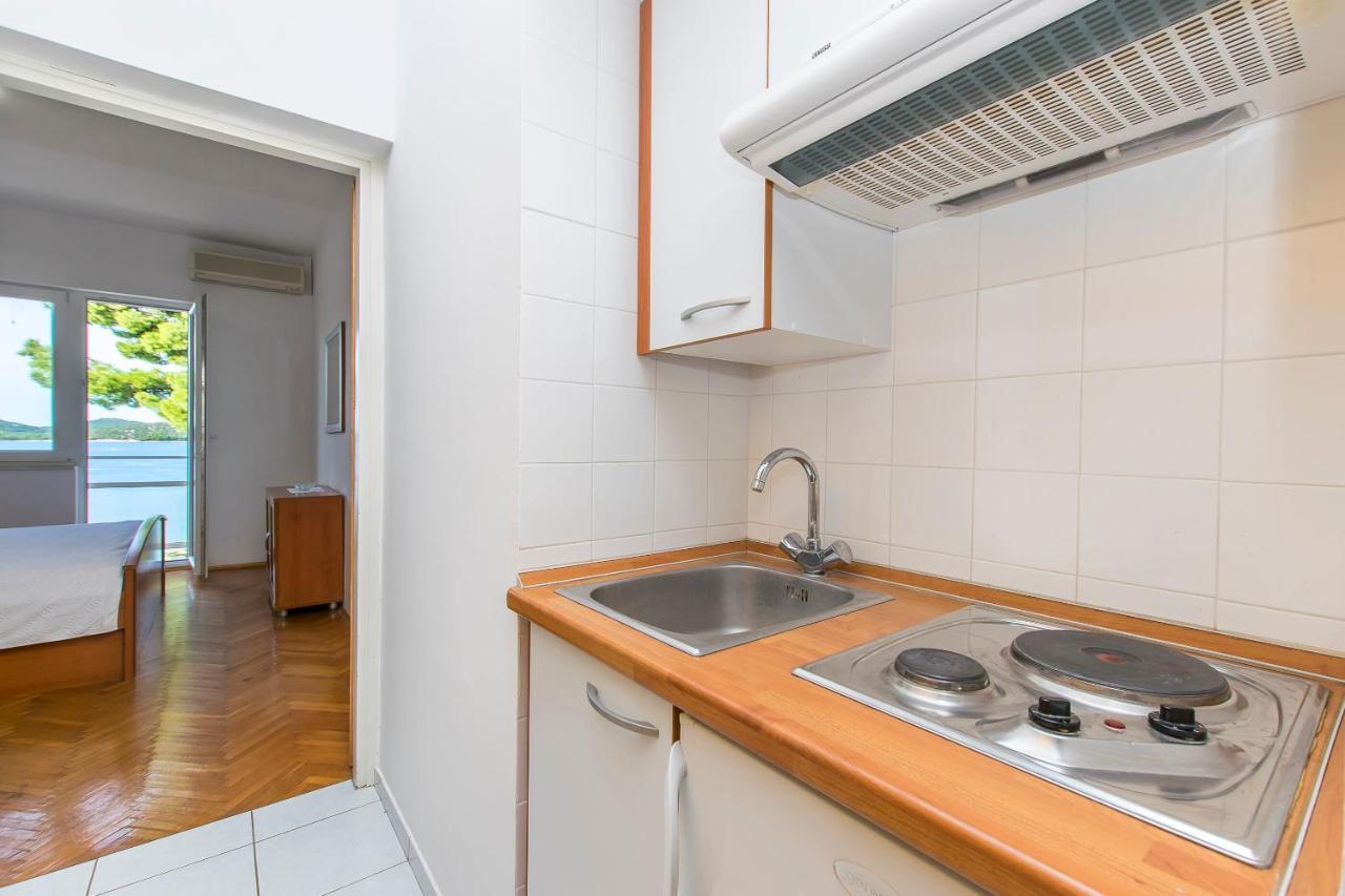 Apartment And Rooms Franka Zaboric Luaran gambar