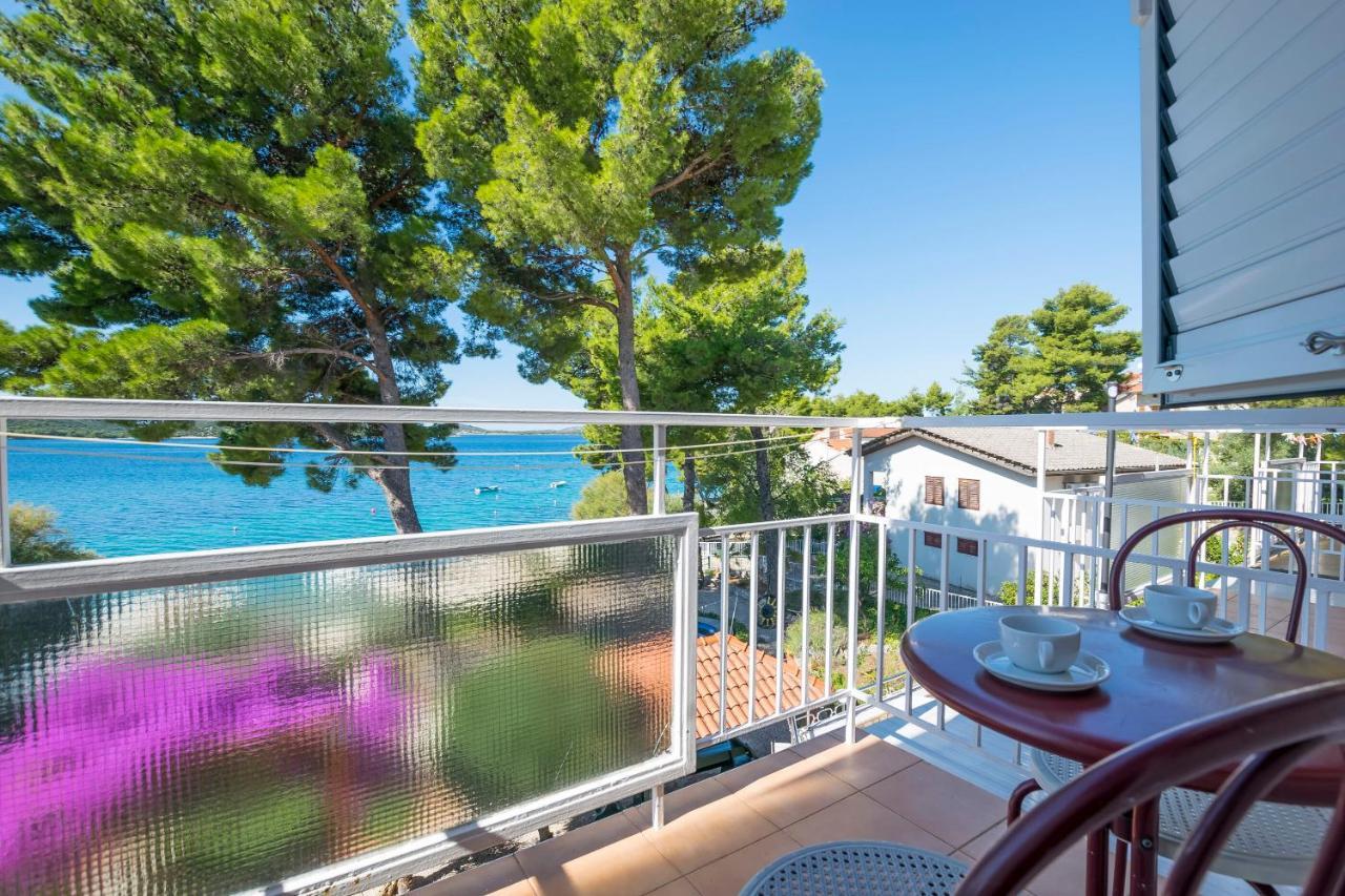 Apartment And Rooms Franka Zaboric Luaran gambar